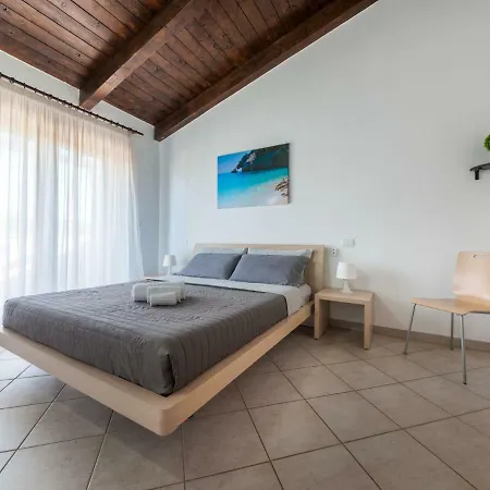 Apartment Locazione Turistica Paradise-25 *